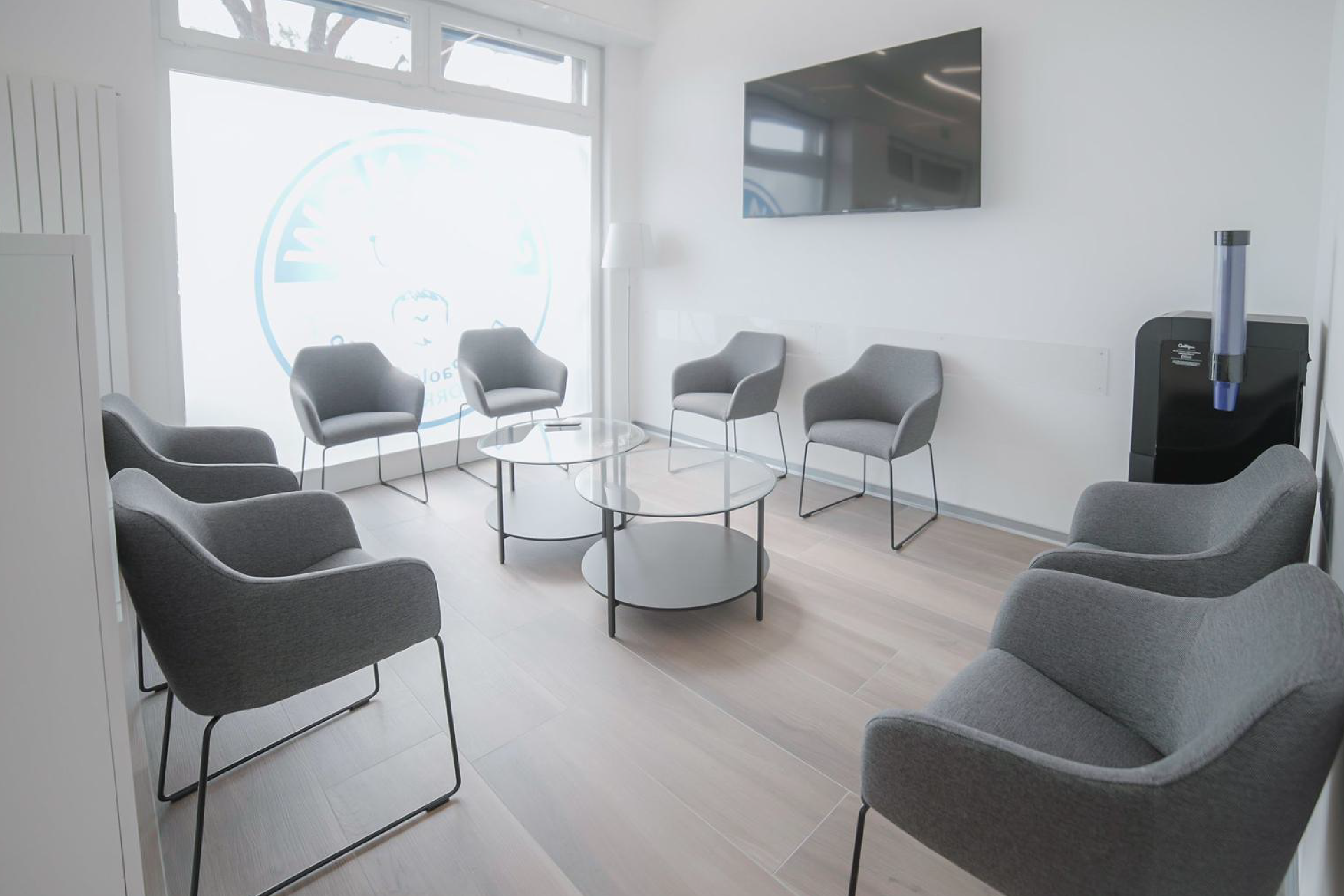 Smilenow Clinic - Foto Studio 4